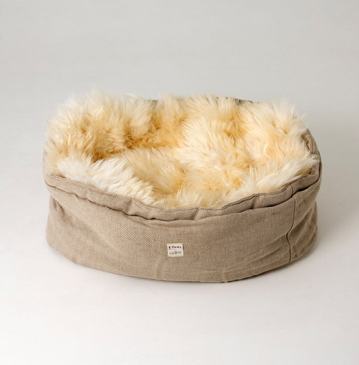 8 Paws X Mellow Sheepskin Retreat Bed